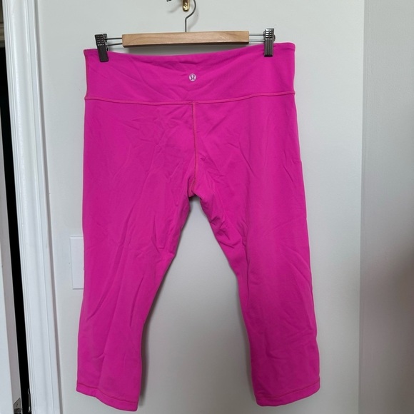Lululemon  reversible wunderunder hot pink plum cropped leggings 12 - Picture 5 of 7